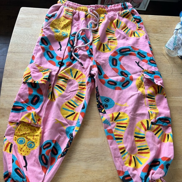 Baggy medium-large patterned cargo pants. - Picture 1 of 2